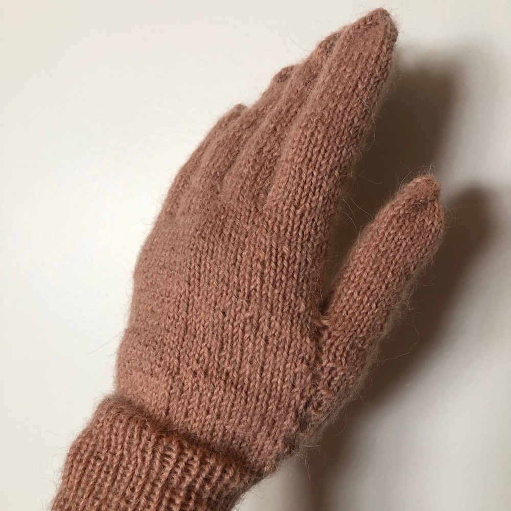 Handmade 100% wool gloves
